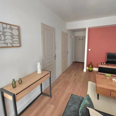 Renovated Apartment, Hyper Center, Private Parking Apartament Perpignan