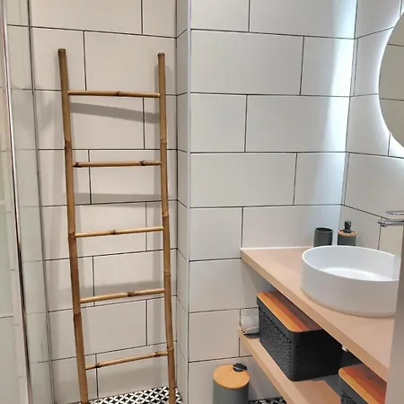 Renovated Apartment, Hyper Center, Private Parking Perpignan